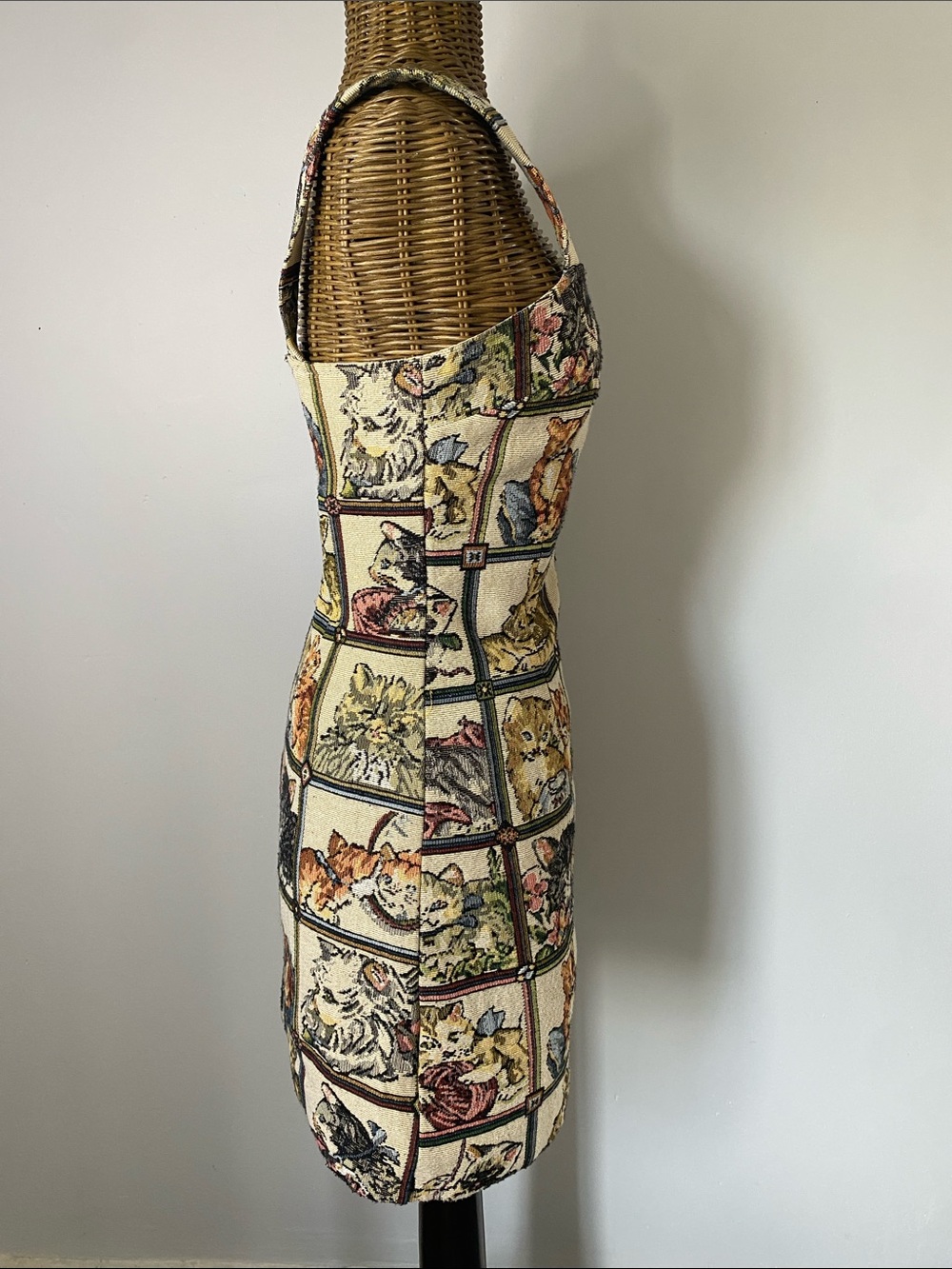 Cider Vintage Cat Cream Tapestry Apron Dress with Multi-Color Cat Panels - Picture 5 of 9
